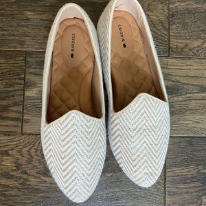 Birdies Tan and White Loafers~ like new
